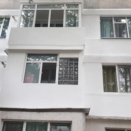 Ferienwohnung Ria & Mihai Apartament Galati Exterior foto